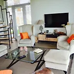 Le Petit Chateau Vaartdijk Отель типа 