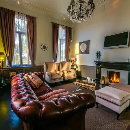 Le Petit Chateau Vaartdijk