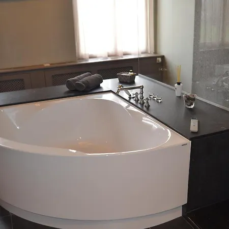 Le Petit Chateau Vaartdijk 4* Leffinge