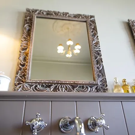 Bed & Breakfast Le Petit Chateau Vaartdijk Leffinge